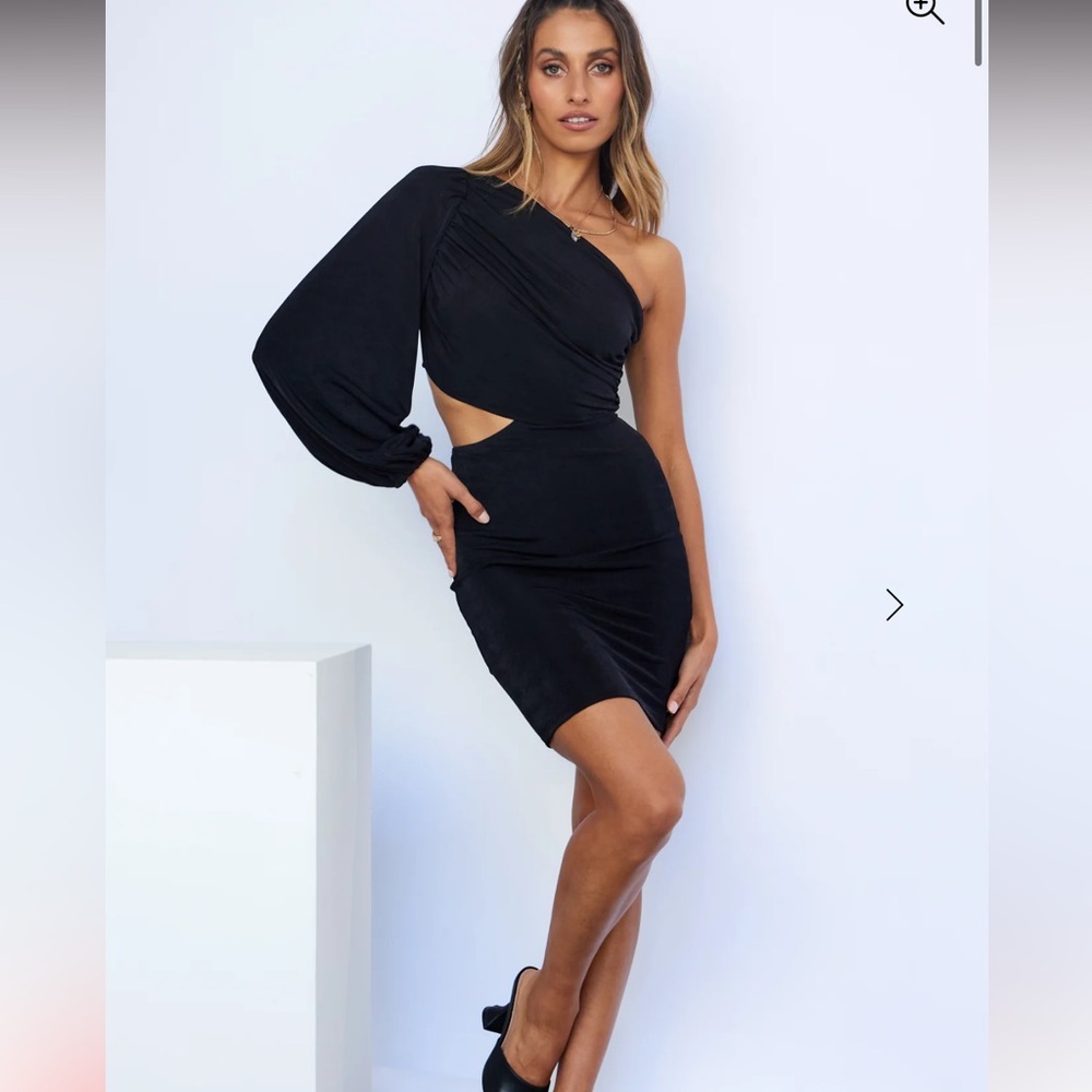 Hello Molly Elegant Black Ruched Dress